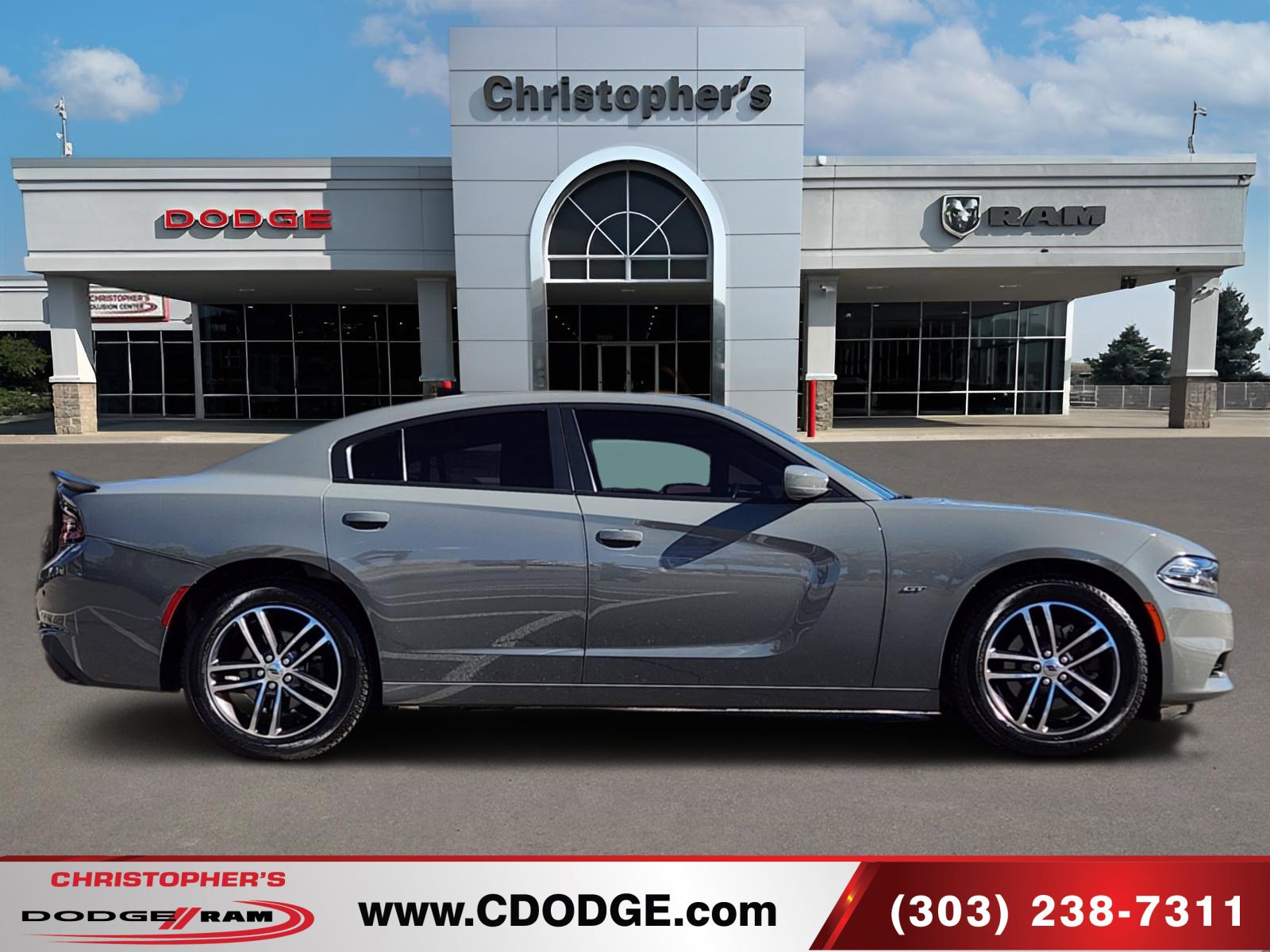 Used 2018 Dodge Charger GT image 2