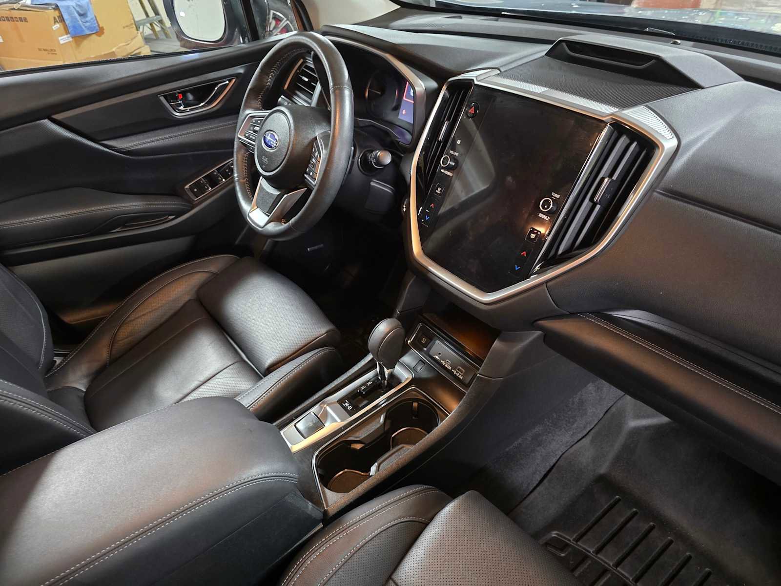 Used 2024 Subaru Ascent Limited w/ Technology Package image 10