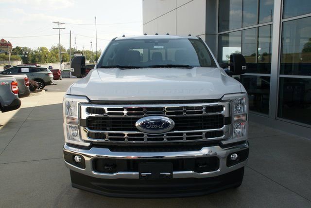 New 2026 Ford F350 XL w/ XL Chrome Package image 6