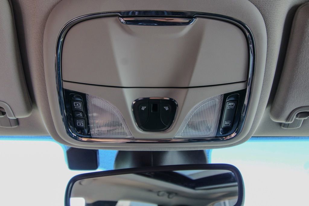 Used 2021 Jeep Cherokee Limited w/ Elite Package image 29