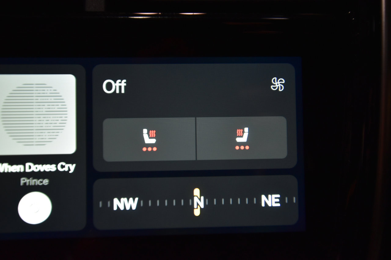 Used 2022 Rivian R1T Adventure image 55