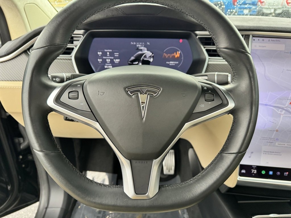 Used 2017 Tesla Model X 75D image 11