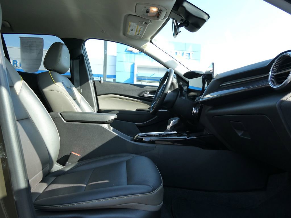 Certified 2024 Chevrolet Trax ACTIV w/ Driver Confidence Package FWD image 12