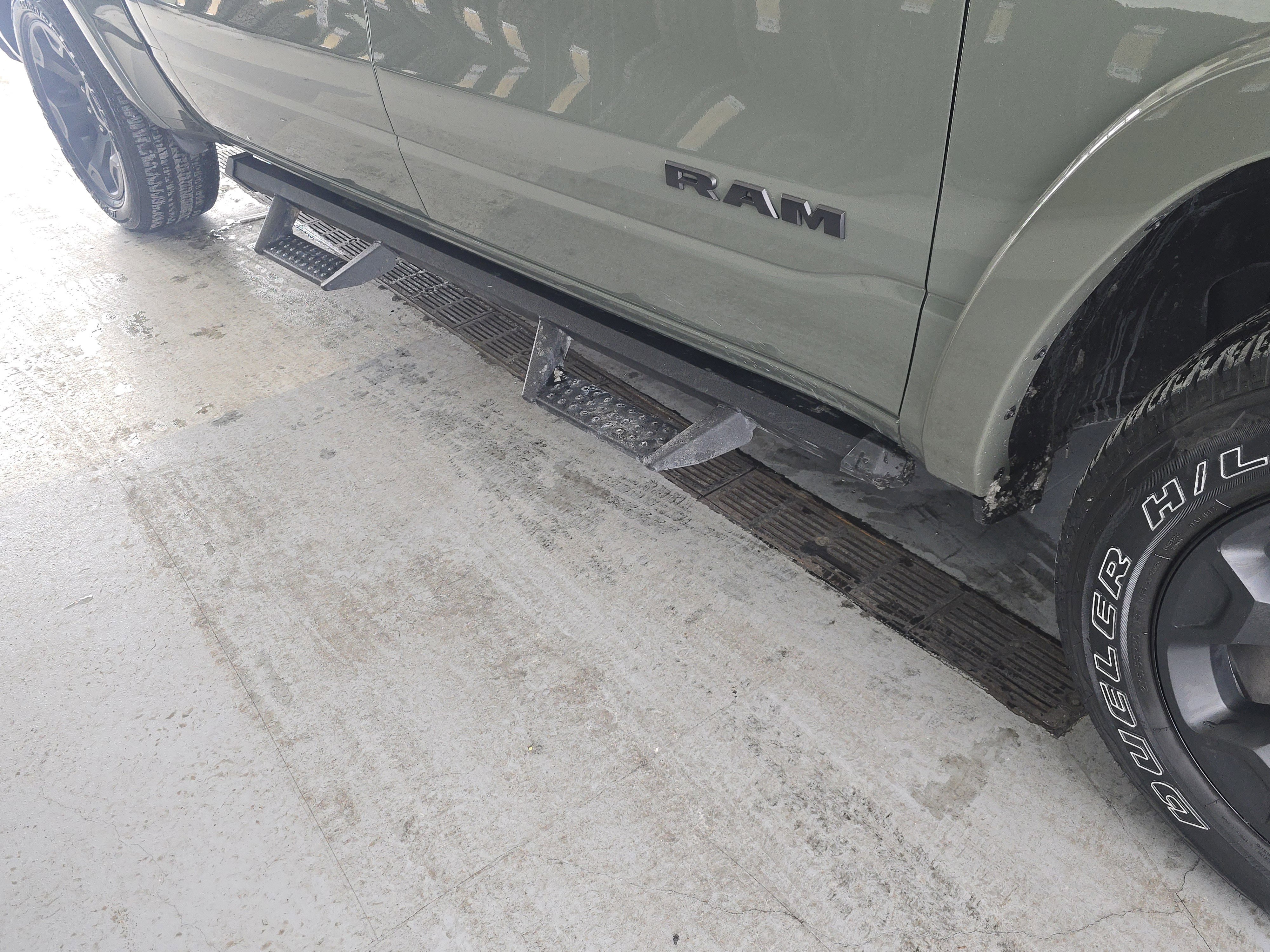 Used 2025 RAM 1500 Big Horn image 14