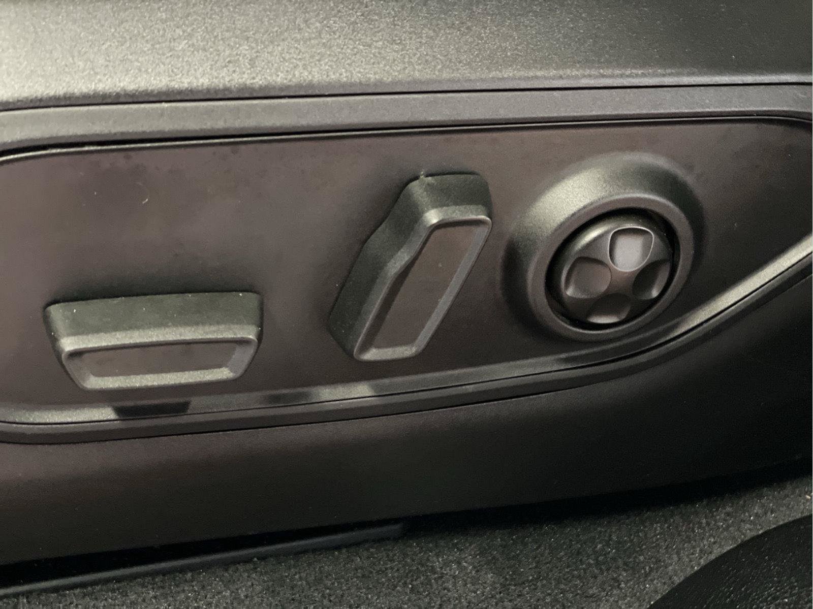 Used 2023 Jeep Grand Cherokee L Laredo AWD/4WD image 22