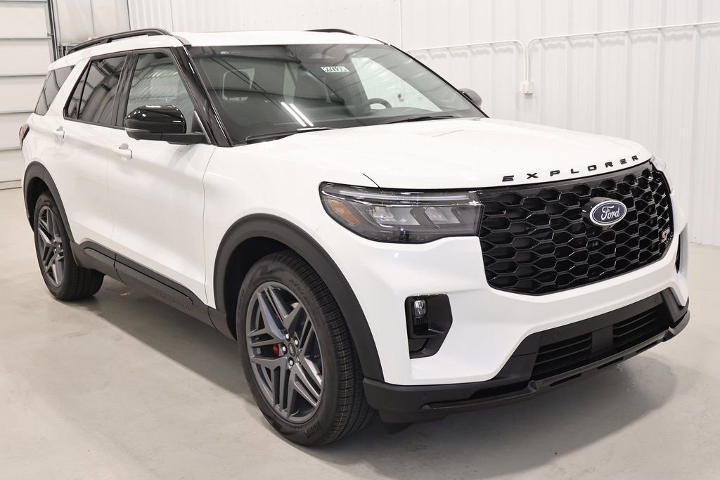 New 2026 Ford Explorer ST w/ Sun And Sound Package image 2