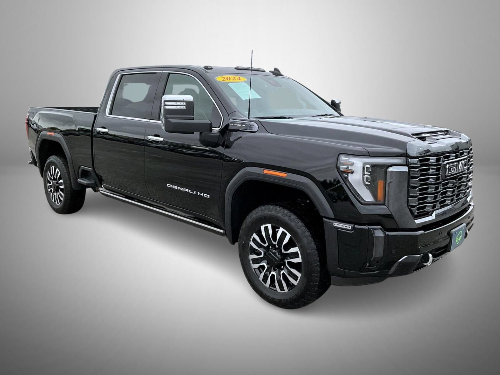 Certified 2024 GMC Sierra 2500 Denali Ultimate AWD/4WD image 3