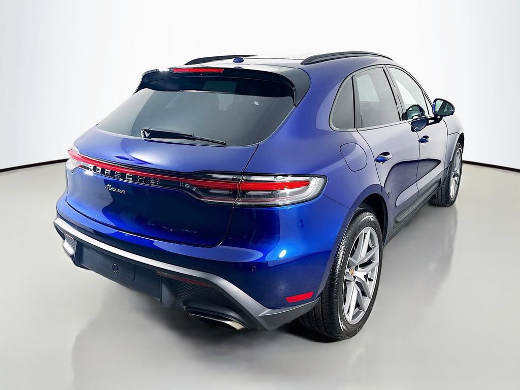 New 2025 Porsche Macan AWD/4WD image 9