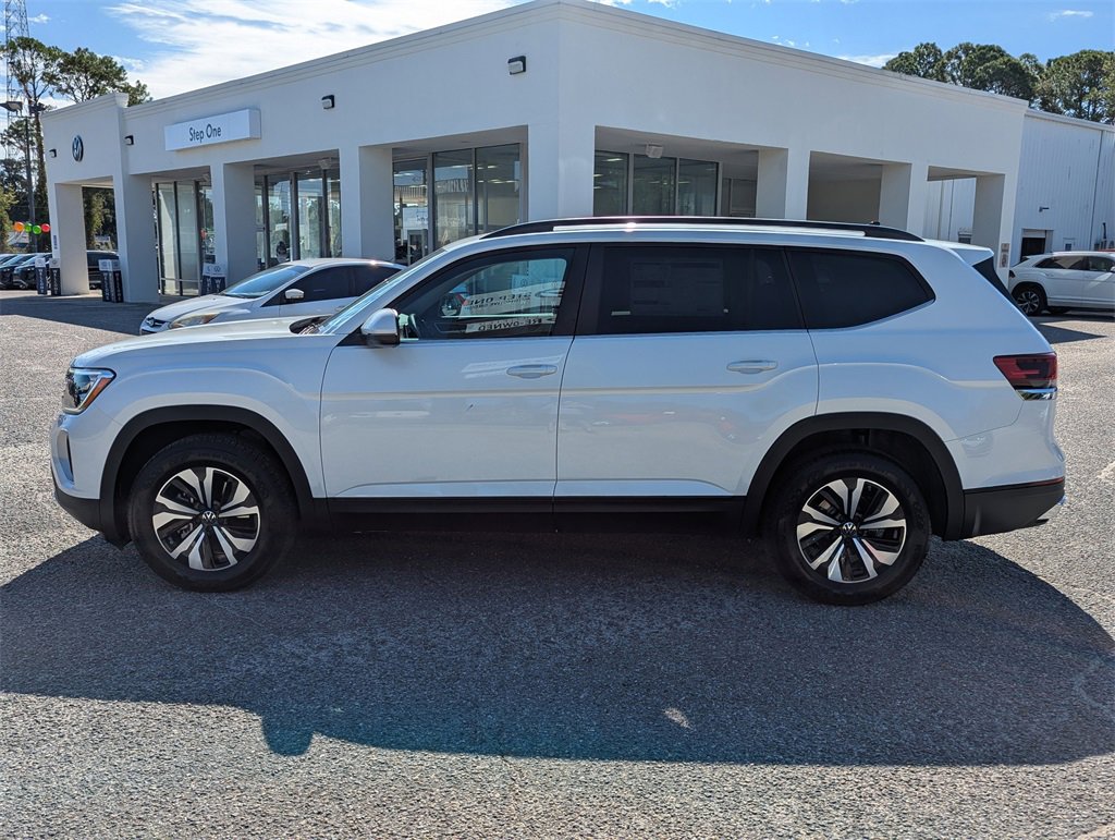 New 2026 Volkswagen Atlas SE image 4