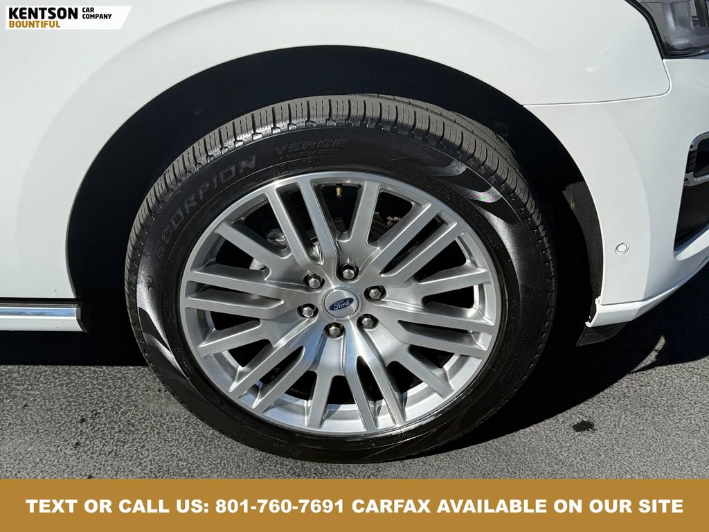 Used 2024 Ford Expedition Platinum image 15