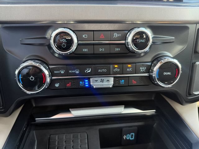 Certified 2025 Ford F450 Platinum w/ Platinum Plus Package AWD/4WD image 18