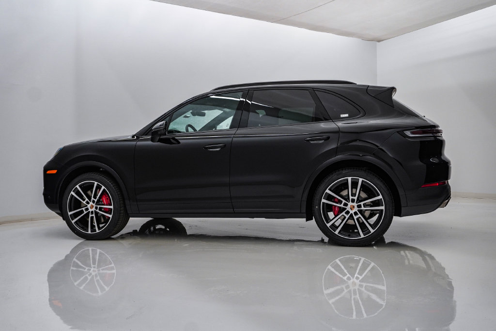 New 2026 Porsche Cayenne S AWD/4WD image 10