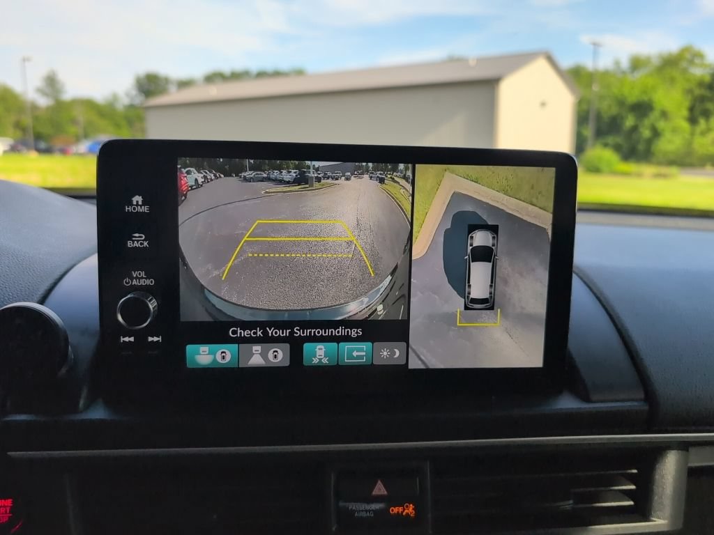 Used 2025 Honda Pilot Elite image 21
