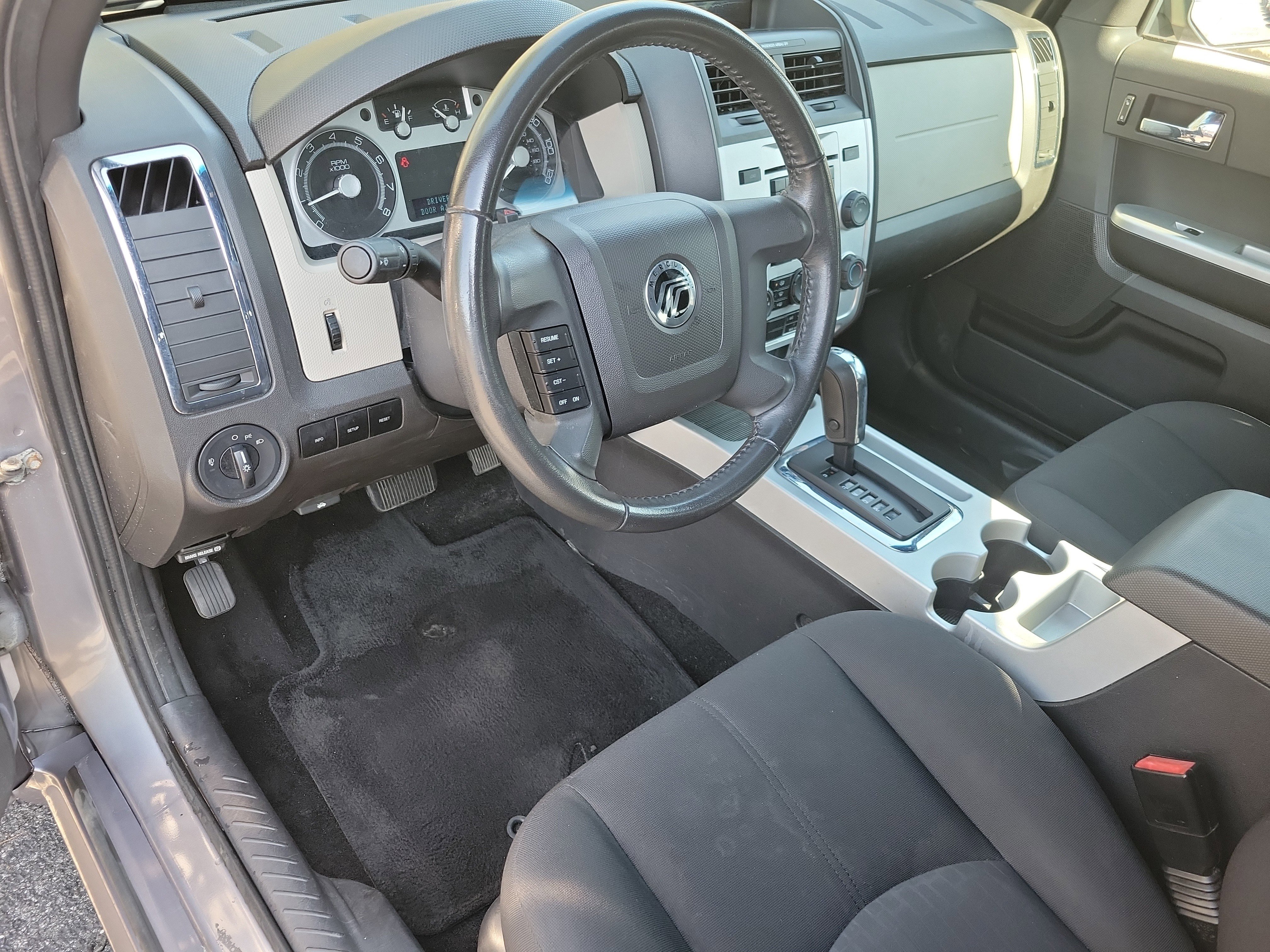 Used 2008 Mercury Mariner 2WD V6 image 3