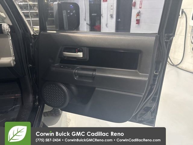 Used 2007 Toyota FJ Cruiser 4WD image 20