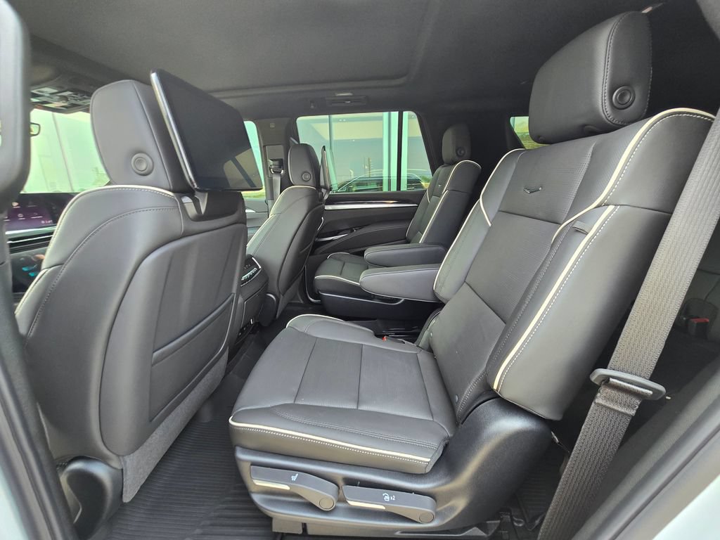 New 2026 Cadillac Escalade Sport w/ Touring Package AWD/4WD image 19