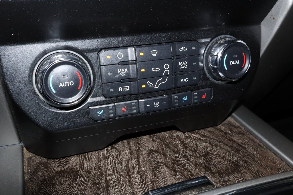 Used 2019 Ford F350 Lariat w/ Lariat Value Package image 32