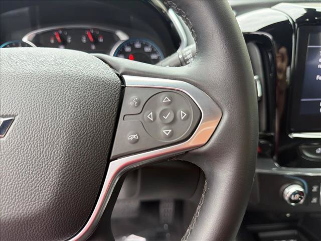 Used 2023 Chevrolet Traverse LT w/ LPO, 'HIT The Road' Package AWD/4WD image 16