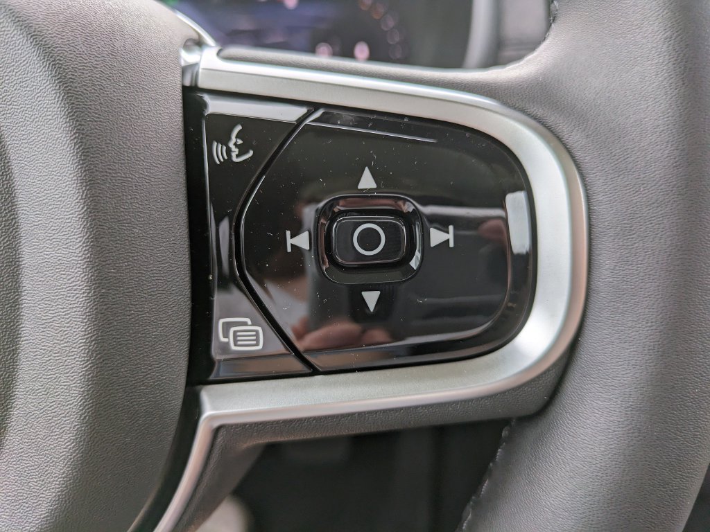 New 2026 Volvo XC90 B6 Plus w/ Protection Package Premier AWD/4WD image 26