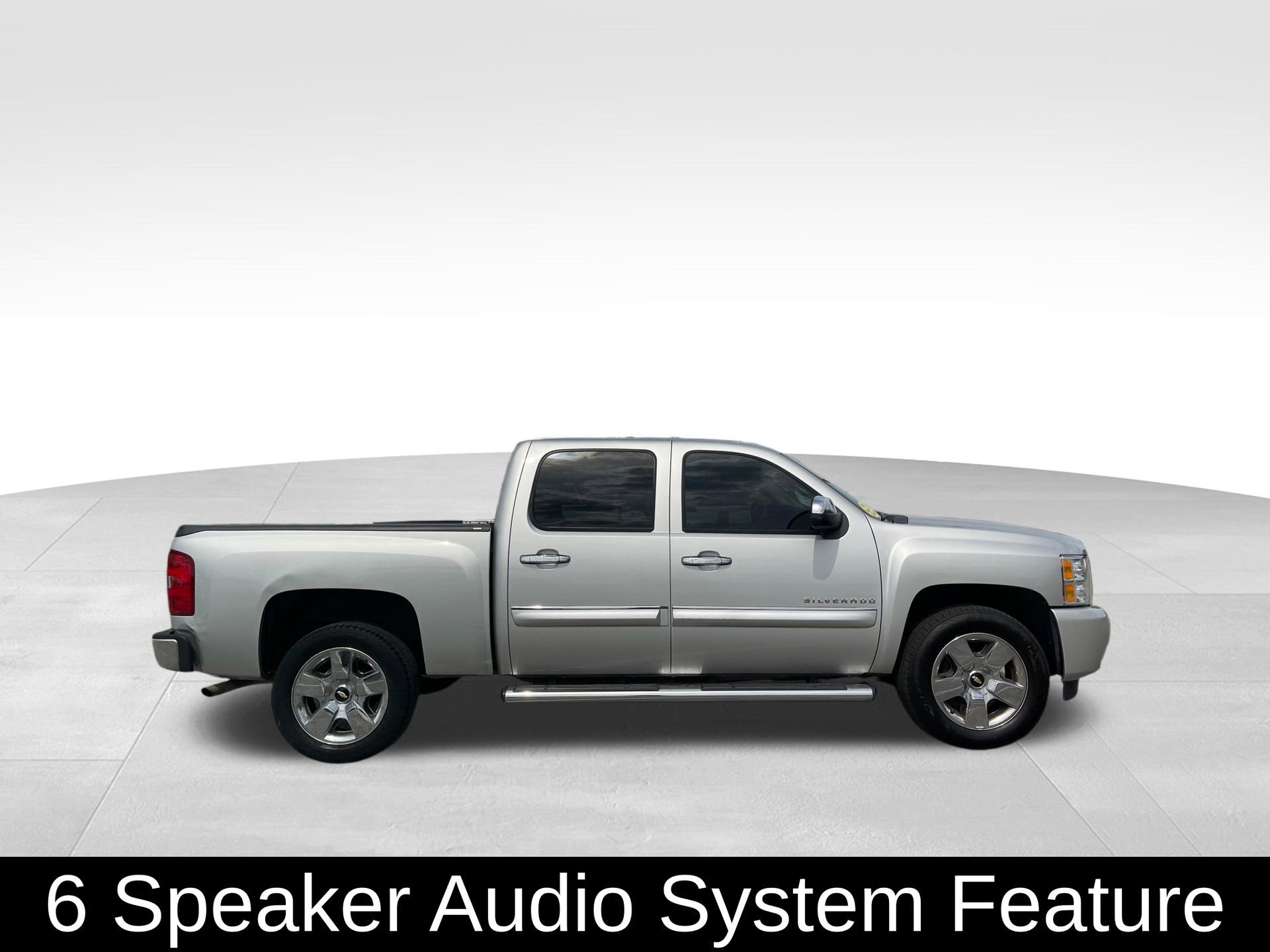 Used 2010 Chevrolet Silverado 1500 LT w/ Regional Value Package image 4