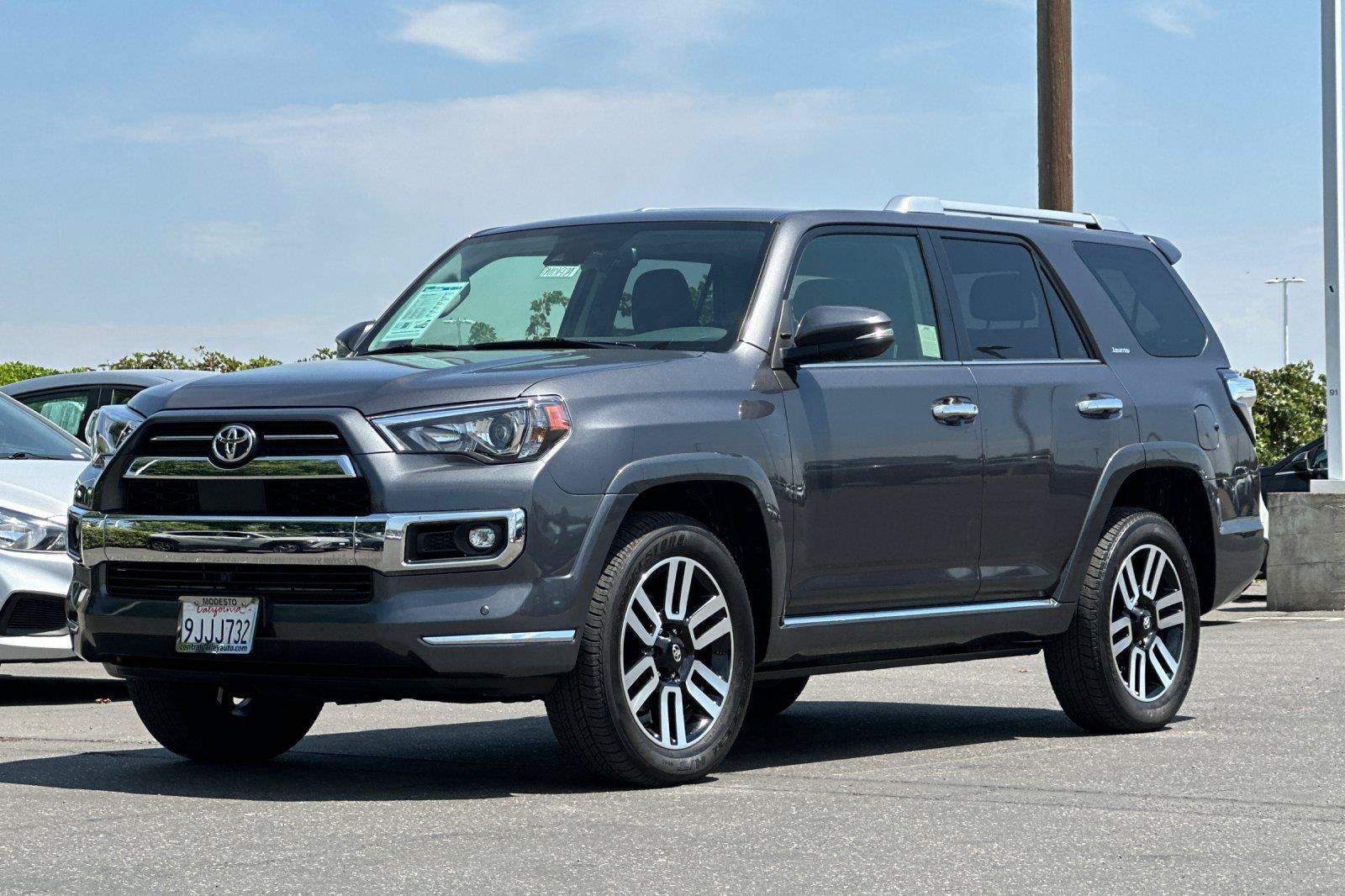 Used 2023 Toyota 4Runner Limited AWD/4WD image 8