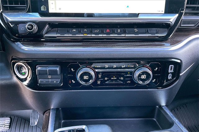 Used 2024 Chevrolet Silverado 1500 LT Trail Boss w/ Convenience Package II image 17