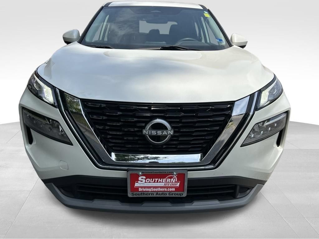 Used 2023 Nissan Rogue SV AWD/4WD image 9