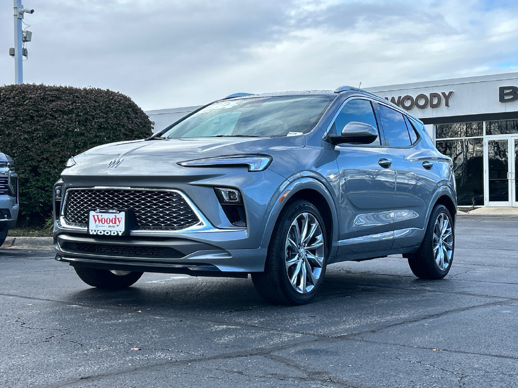 Certified 2024 Buick Encore GX Avenir w/ Avenir Convenience Package FWD image 2