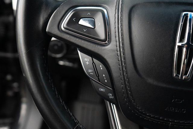 Used 2020 Lincoln MKZ FWD image 23