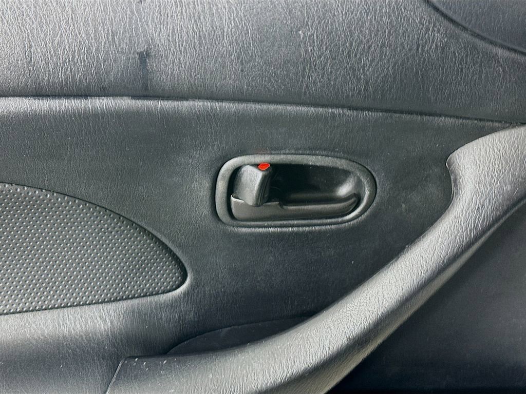 Used 2001 MAZDA MX-5 Miata image 21