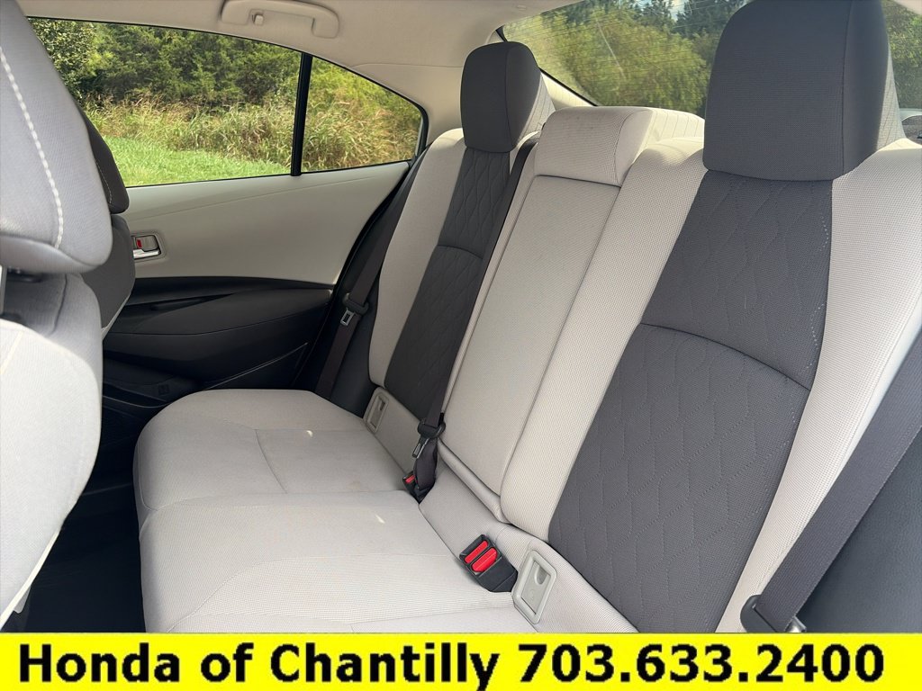 Used 2020 Toyota Corolla LE FWD image 21