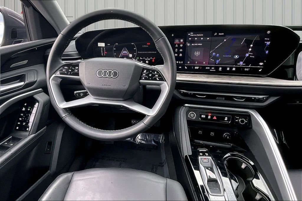 Used 2025 Audi Q5 Premium Plus w/ Premium Plus image 8