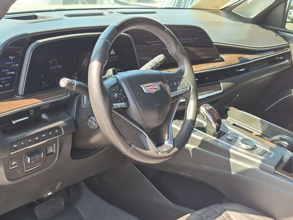 Certified 2024 Cadillac Escalade Sport Platinum w/ LPO, Floor Liner Package AWD/4WD image 2