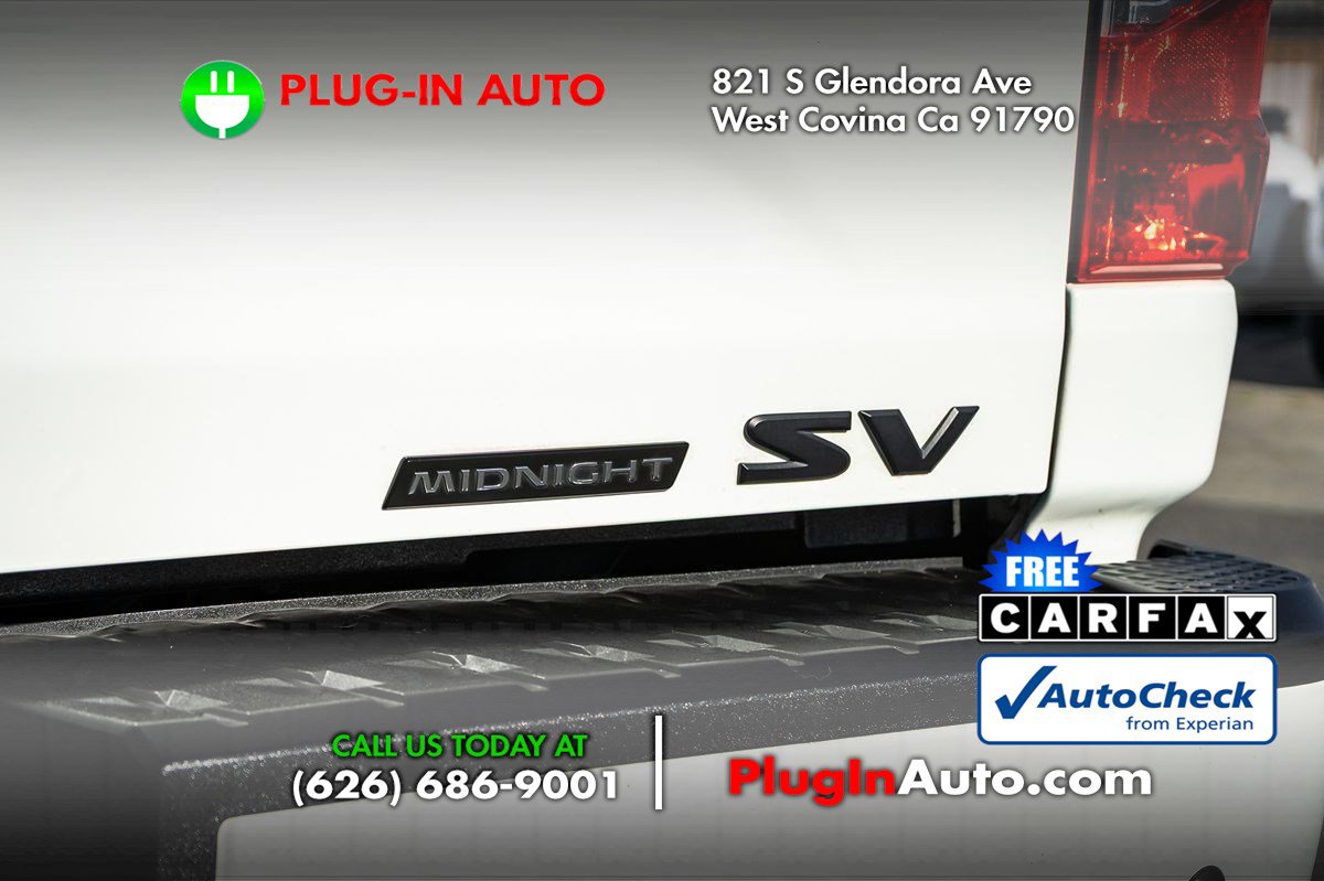 Used 2023 Nissan Titan SV w/ SV Convenience Package image 4