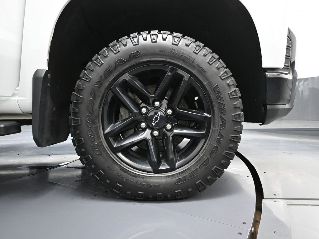 Used 2021 Chevrolet Silverado 1500 LT Trail Boss w/ Bed Protection Package image 18