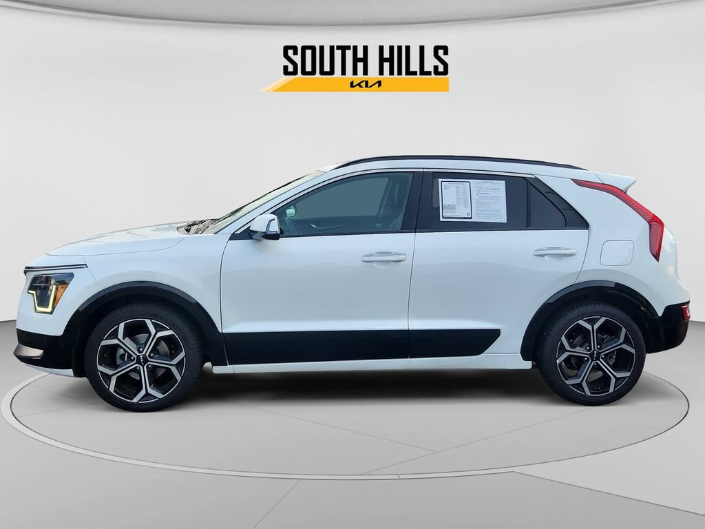 Certified 2024 Kia Niro SX Touring FWD image 2