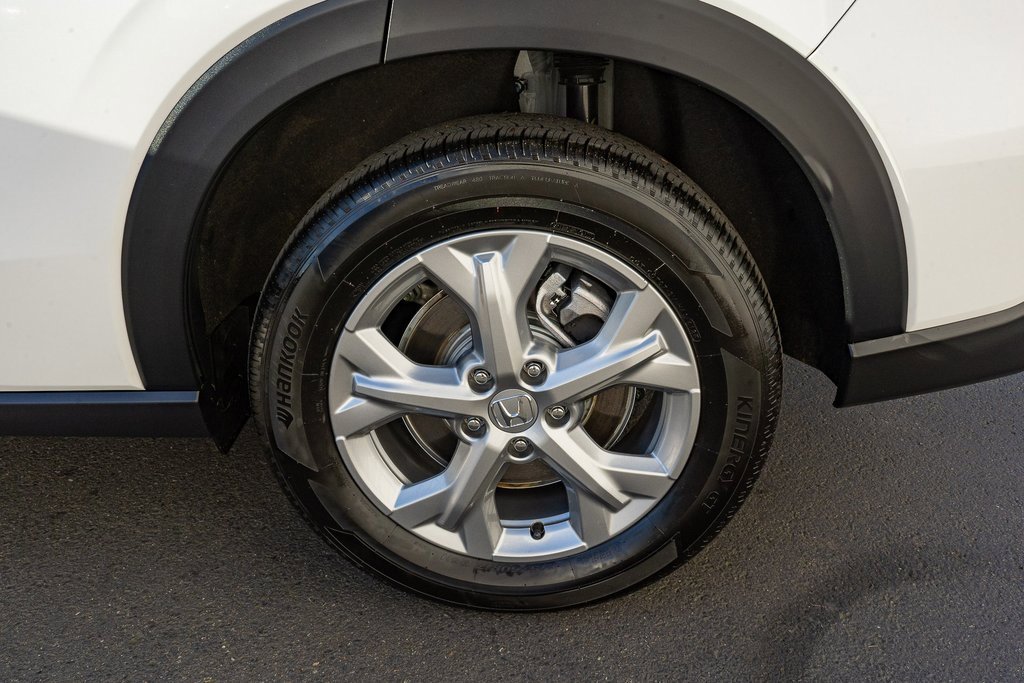 Certified 2025 Honda HR-V LX image 26