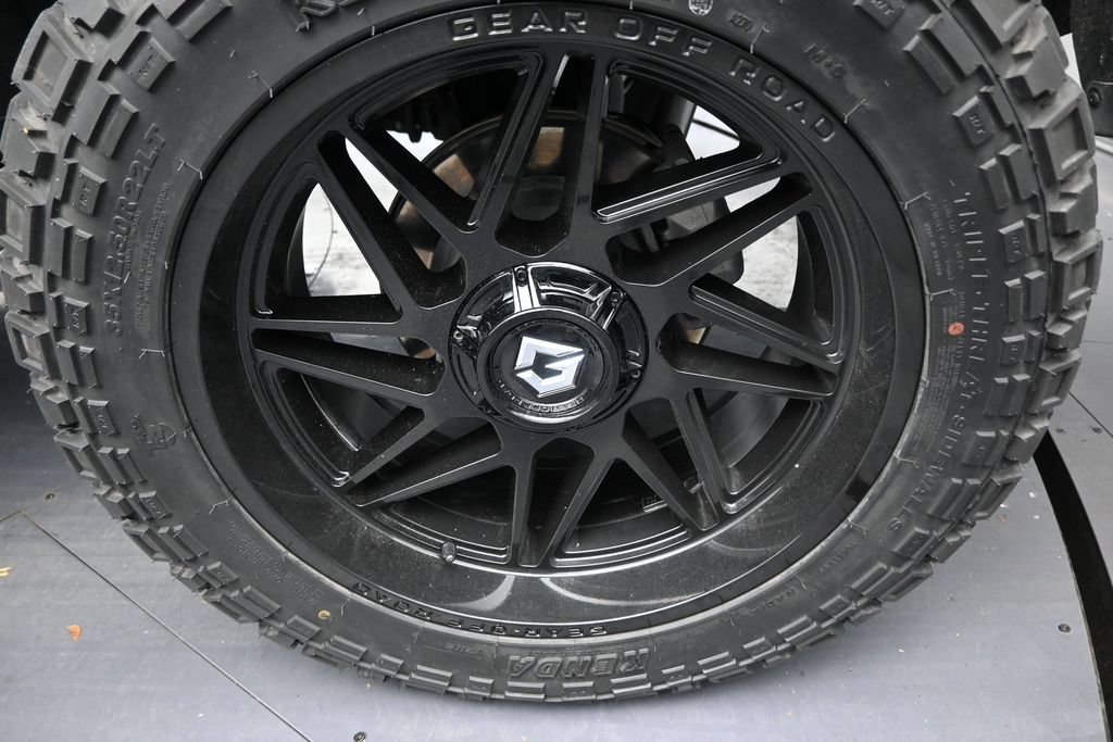 Used 2024 Chevrolet Silverado 1500 RST RWD image 10