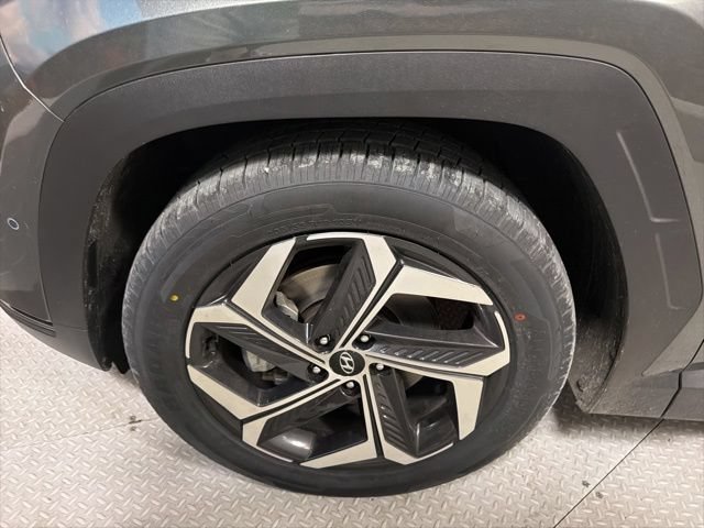Used 2022 Hyundai Tucson Limited FWD image 17