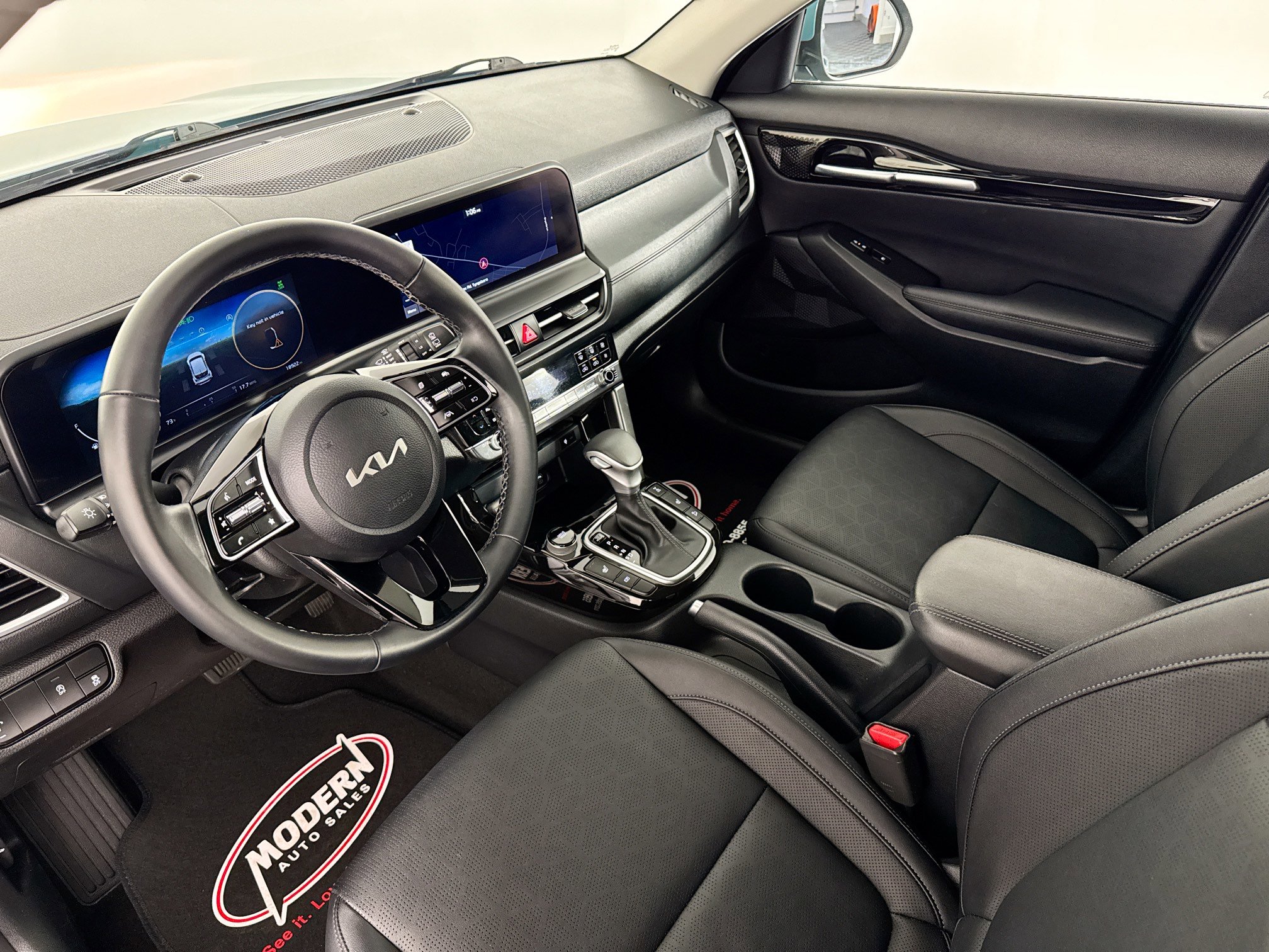 Used 2024 Kia Seltos EX image 15