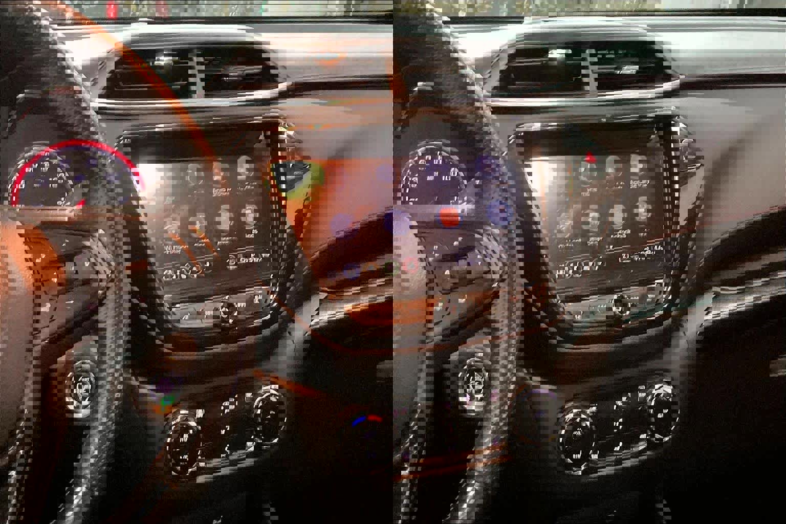 Used 2022 Chevrolet TrailBlazer RS w/ Sun and Liftgate Package image 9