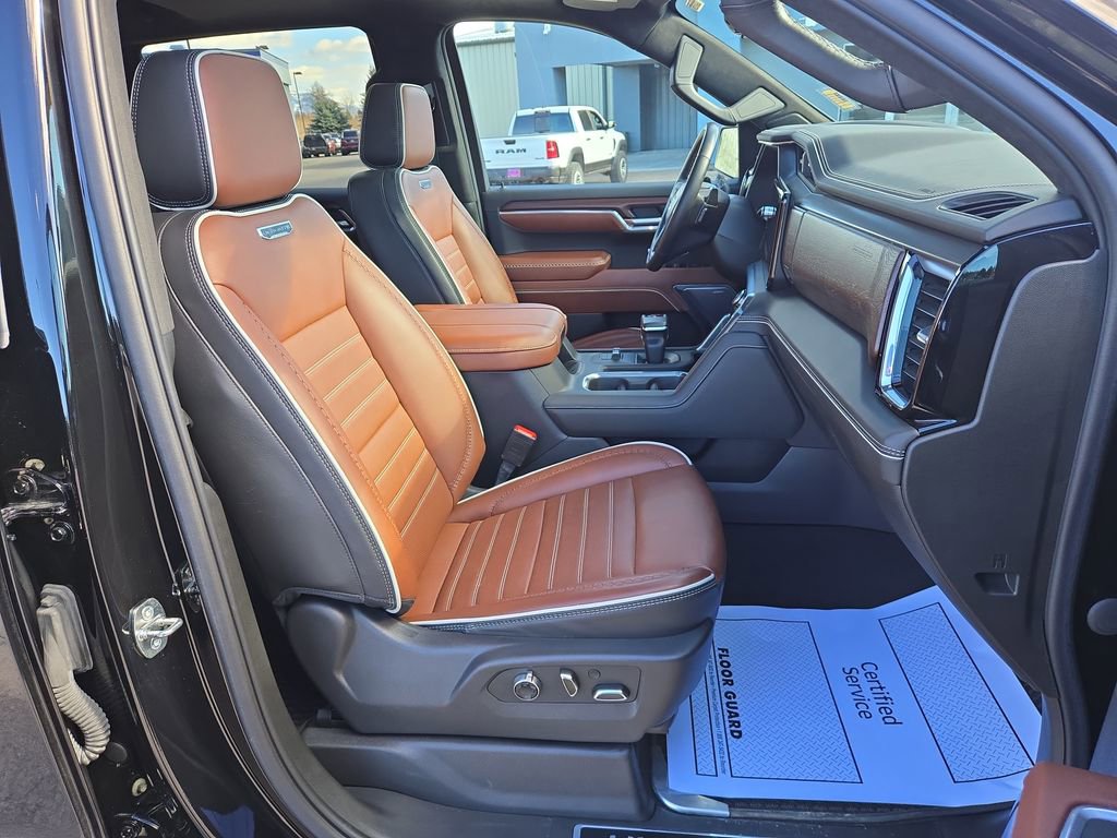 Used 2023 GMC Sierra 1500 Denali Ultimate image 17