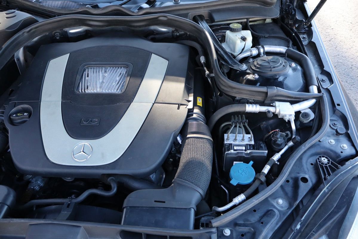 Used 2011 Mercedes-Benz E 350 4MATIC image 40