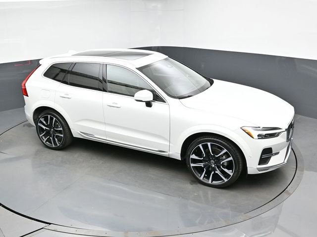 Used 2023 Volvo XC60 B5 Ultimate image 44