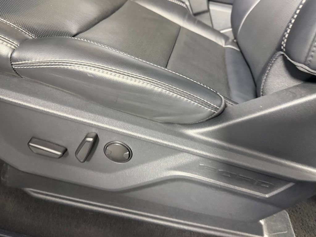Used 2025 Ford Expedition Max Platinum AWD/4WD image 19