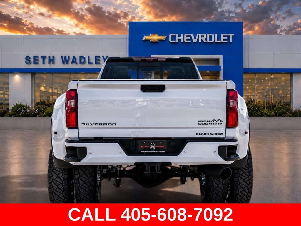 Used 2025 Chevrolet Silverado 3500 High Country w/ High Country Premium Package AWD/4WD image 6