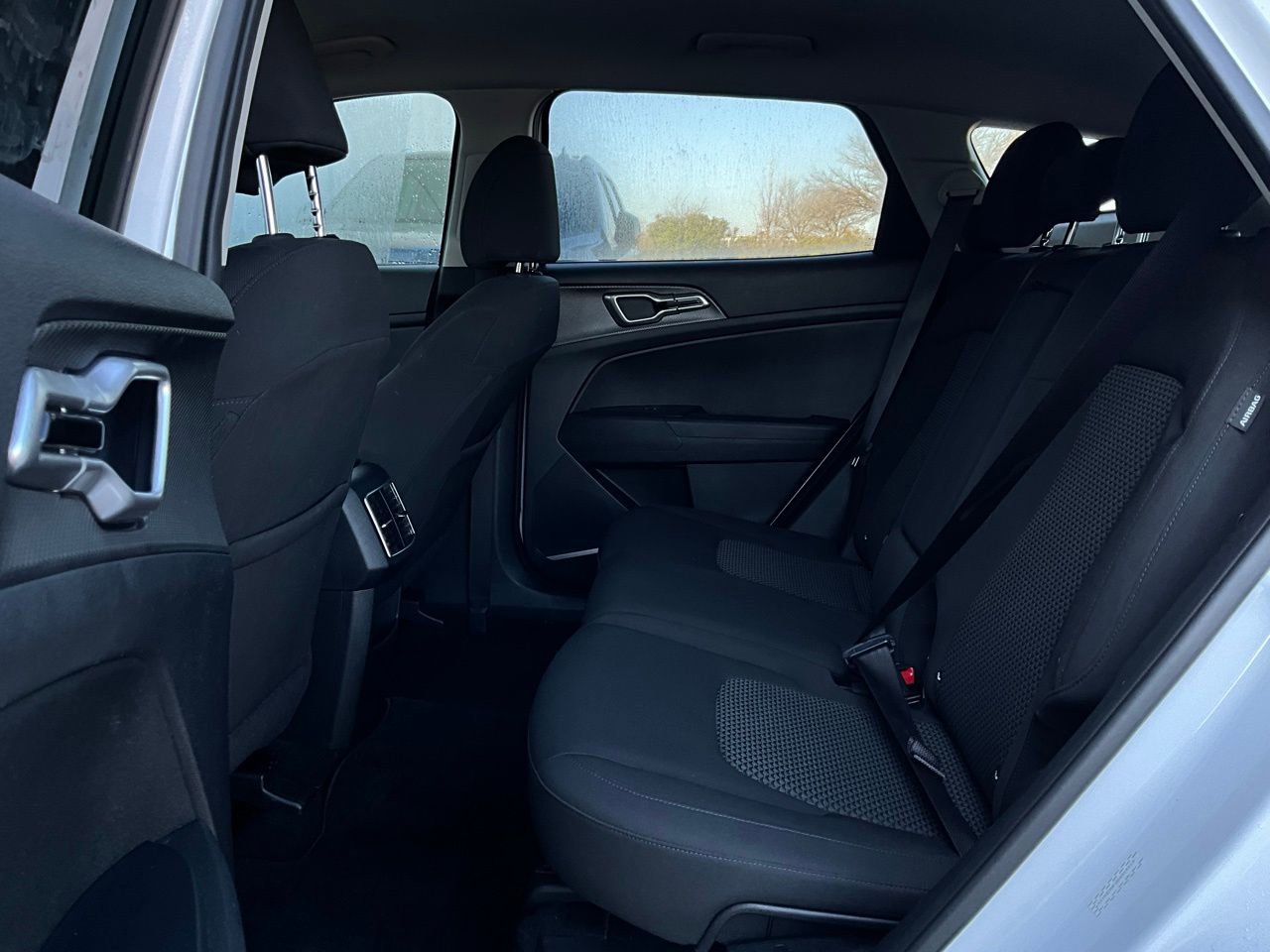 Used 2025 Kia Sportage LX image 11