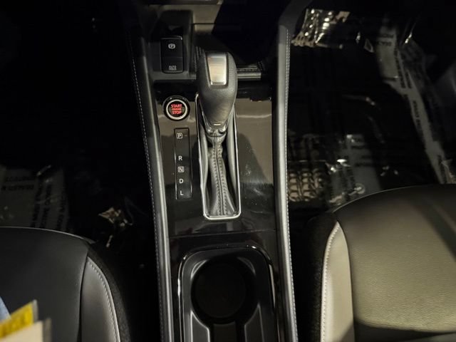 Used 2023 Nissan Kicks SR w/ SR Premium Package FWD image 21