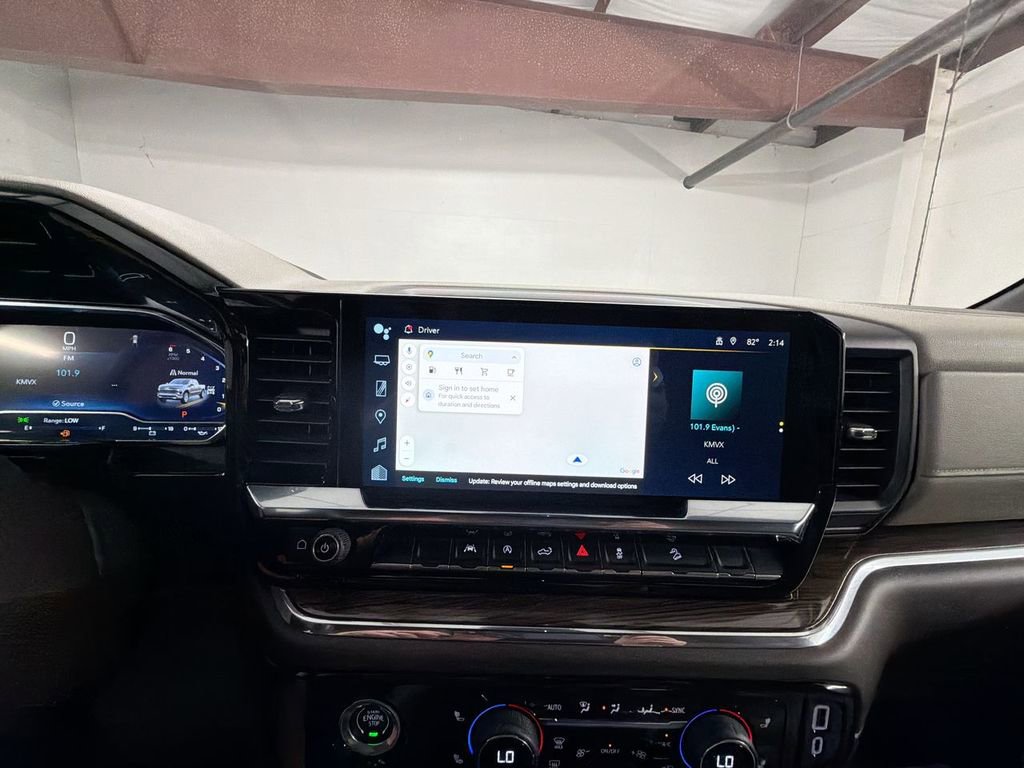 Used 2024 Chevrolet Silverado 1500 RST AWD/4WD image 14