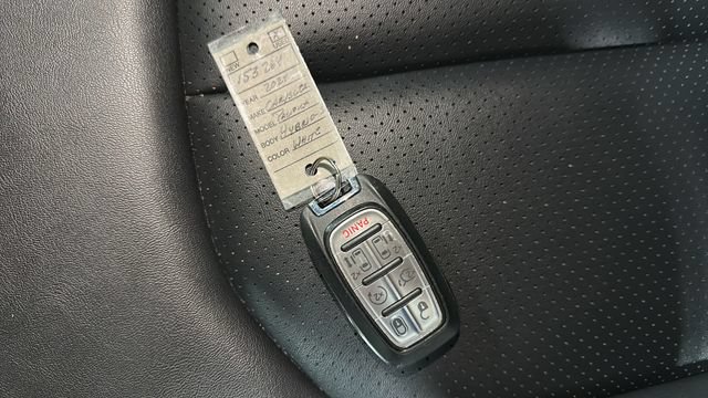 Used 2024 Chrysler Pacifica Limited FWD image 33